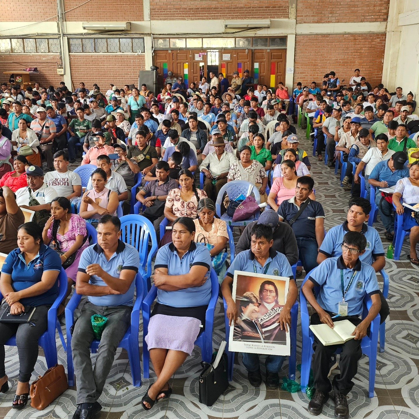Evo Morales llama a la unidad y acción para defender la soberanía de Bolivia en encuentro con bases sociales